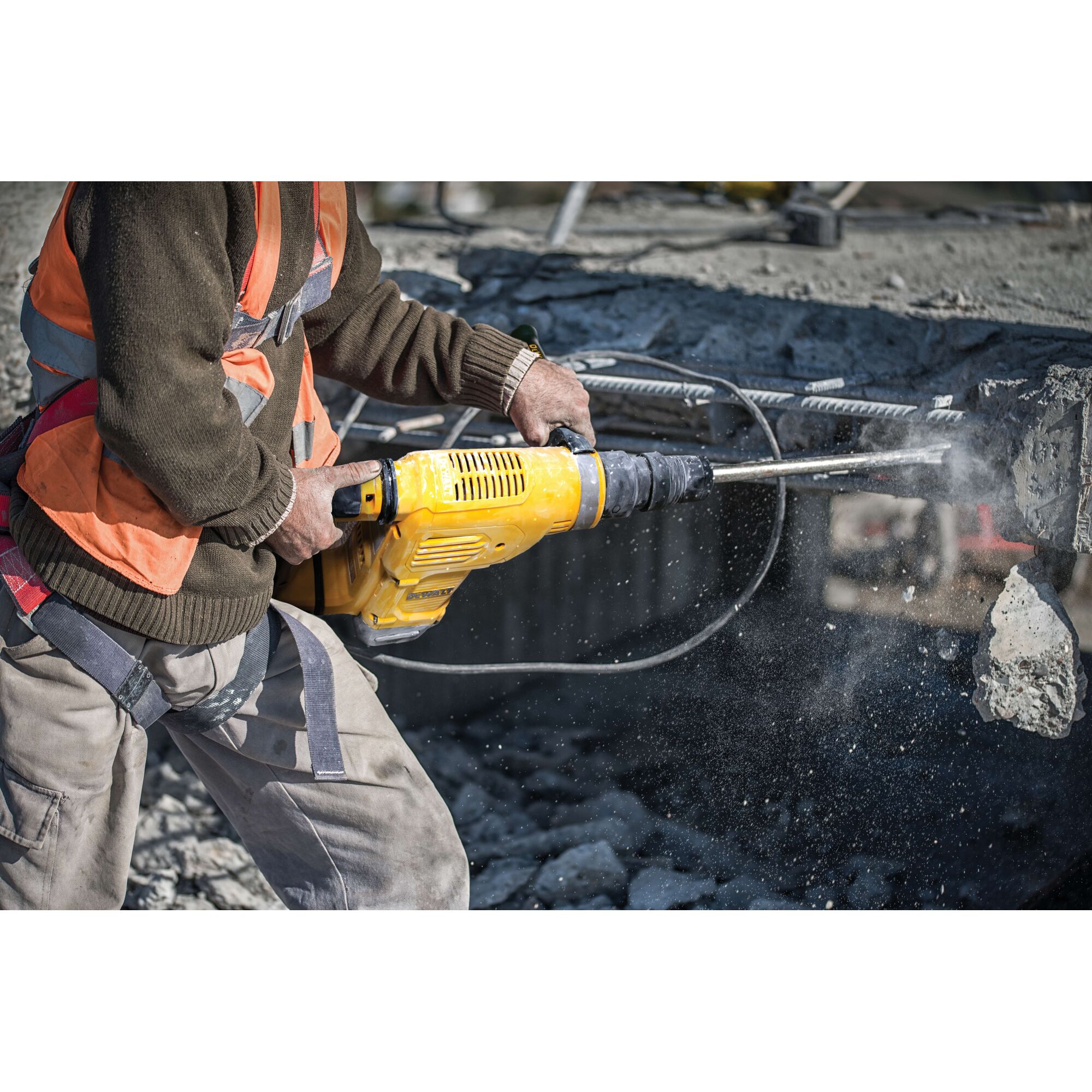 เครื่องสกัด 5 กก. HEX 17 มม. 1050 วัตต์