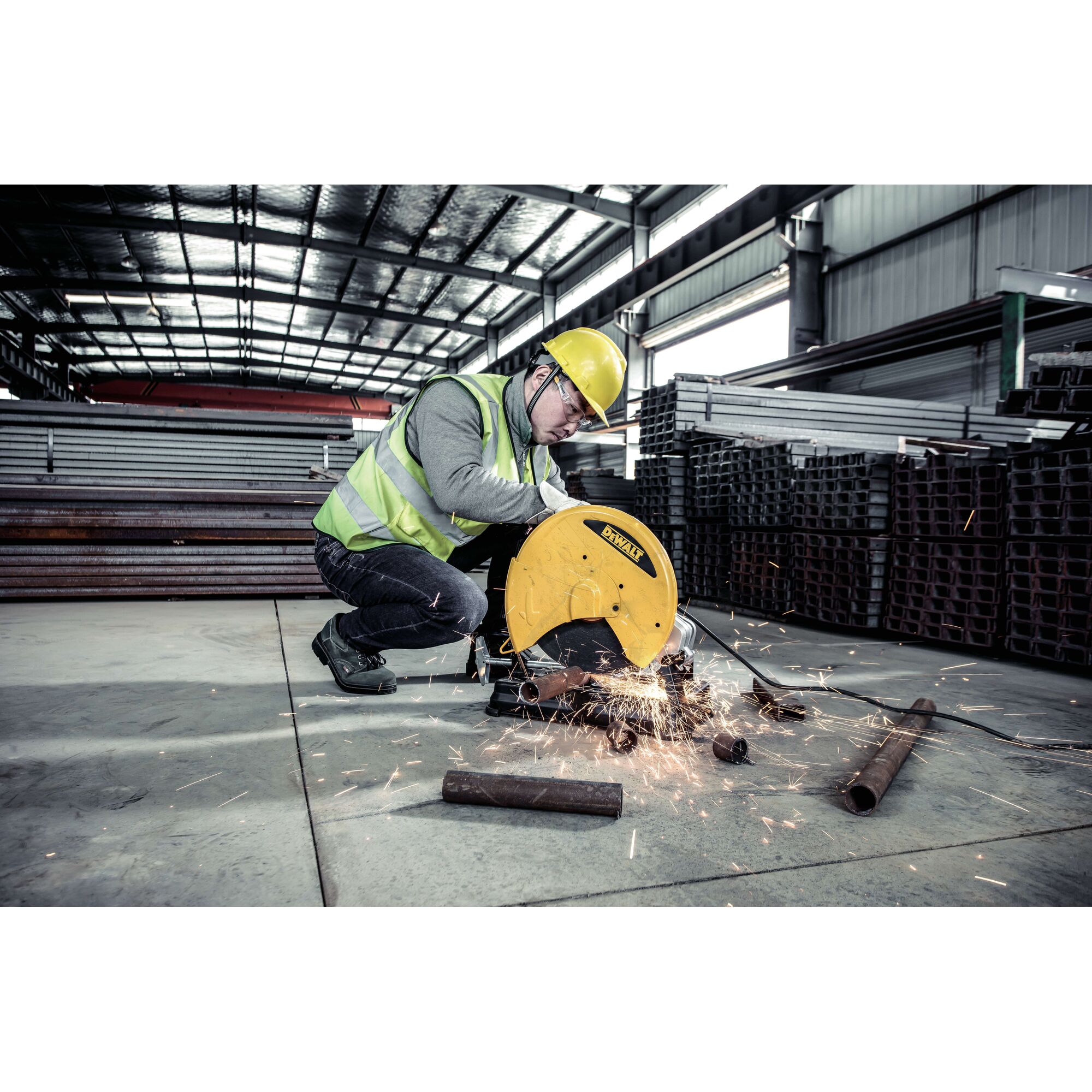 แท่นตัดโลหะ 14" 2300 วัตต์