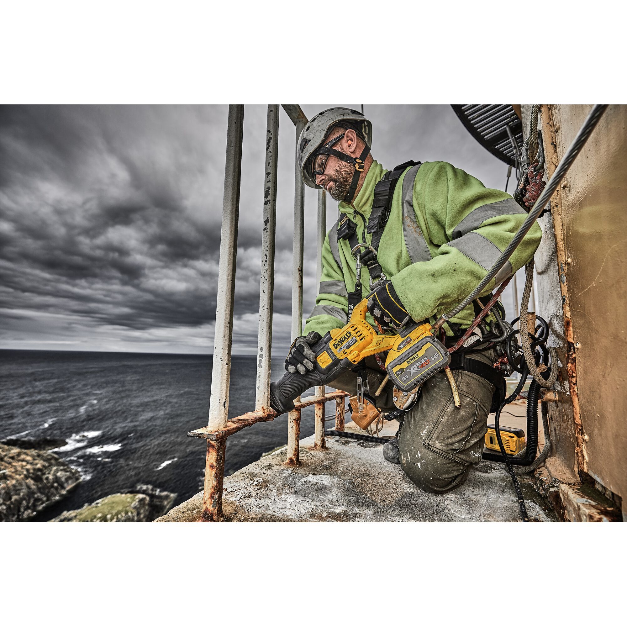 เลื่อยชัก ไร้แปรงถ่าน 60V Max พร้อมแบตเตอรี่ 9.0AH