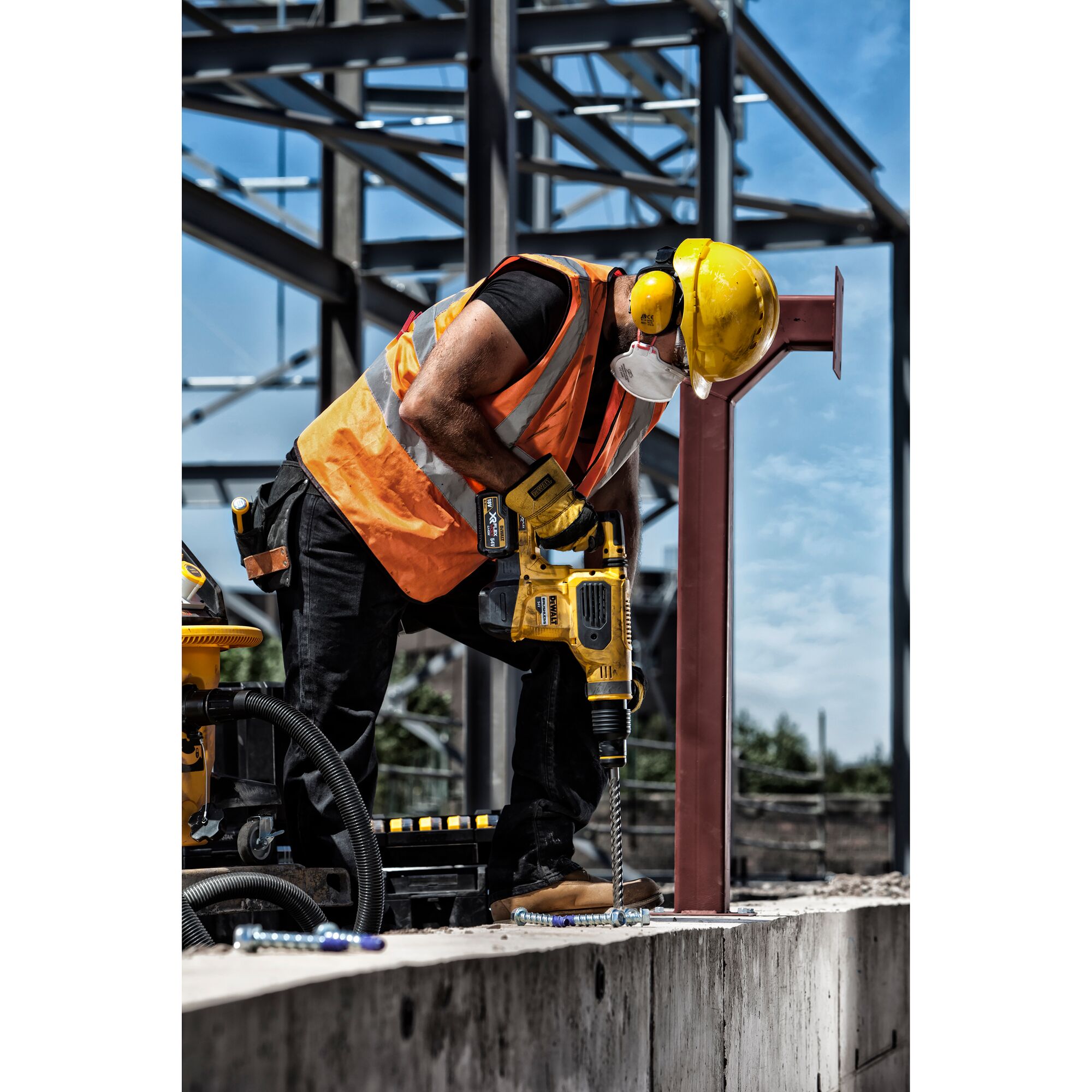 ดอกเจาะปูน 40มม. x 570มม. x 450มม. 
SDS max XLR